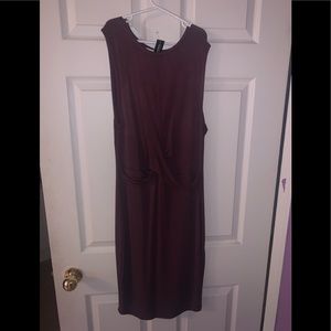 Sleeveless maroon dress